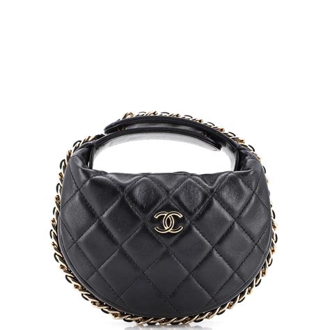 CHANEL Lambskin Quilted Chain Around Hobo Black